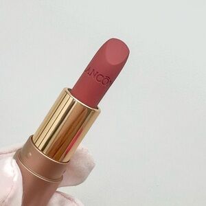 🆕 No Tag Lancôme Mini L'ABSOLU Rouge Cream Lipstick in color 274 French Tea.